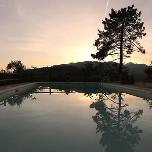 Il Pino Farm stay